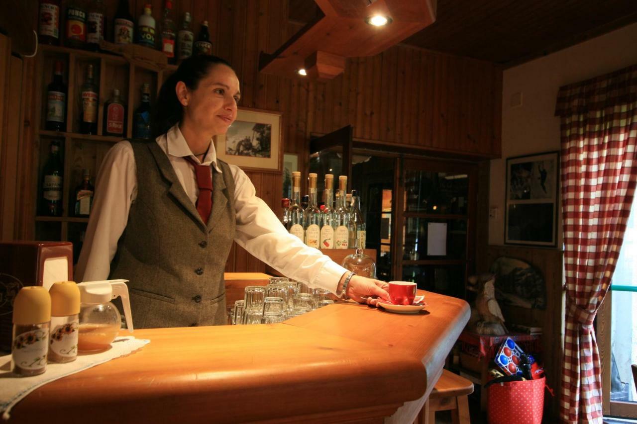 Albergo Villa Anna Maria Champoluc Extérieur photo